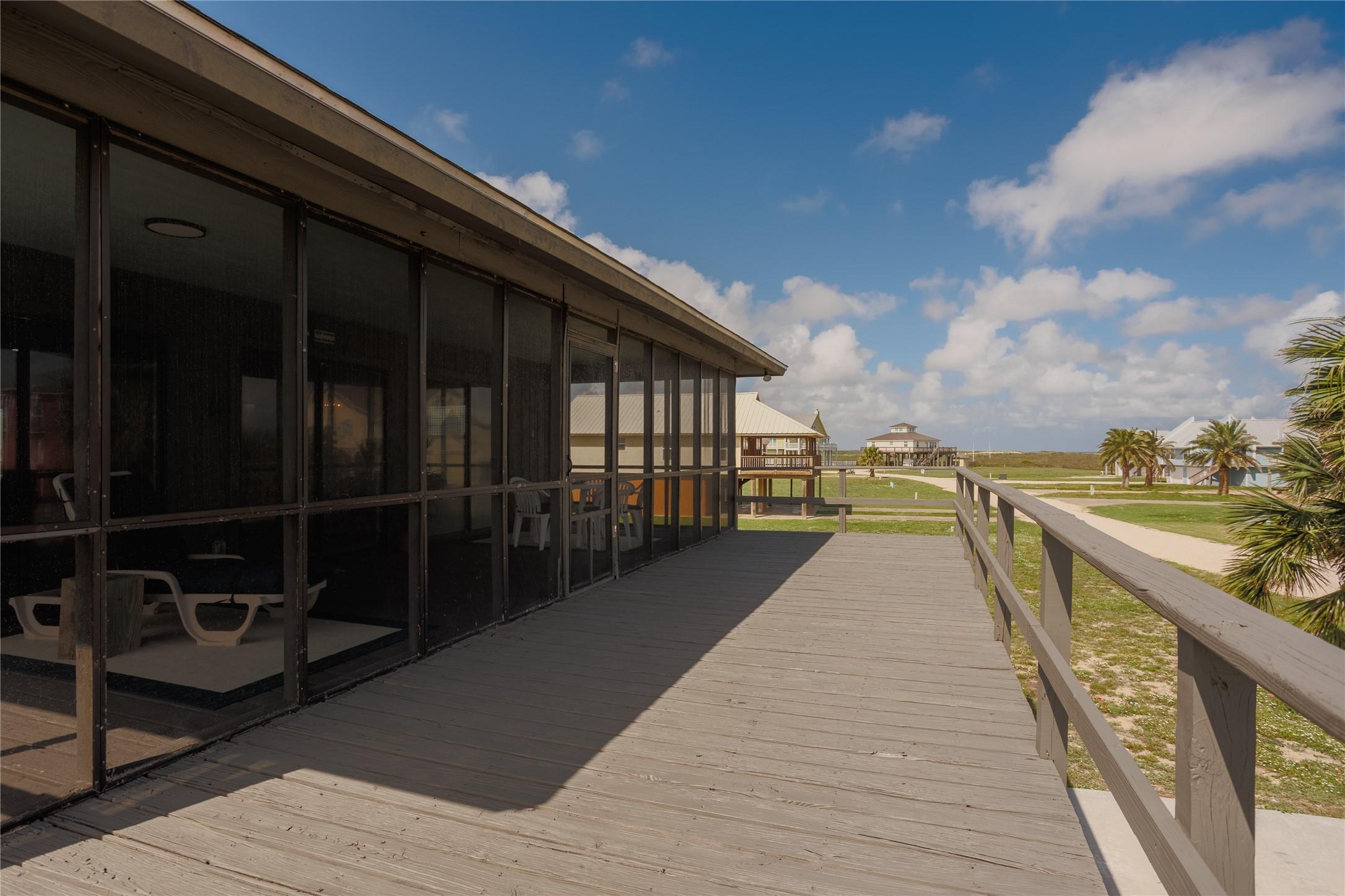 Image 2: Imagine the parties you can host on this deck!