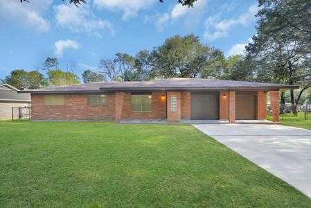 806 Moody Avenue