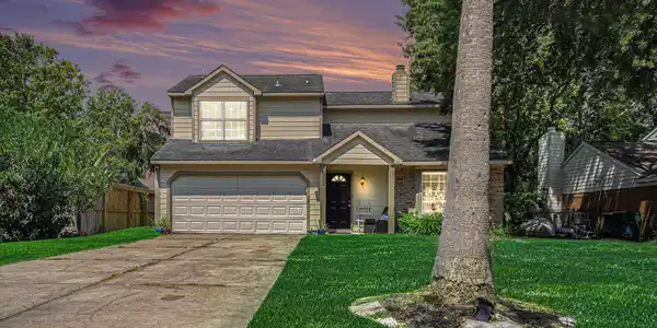 2512 Sawyer Drive
