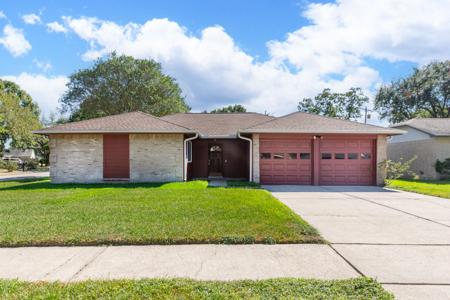 2763 Willow Creek Drive