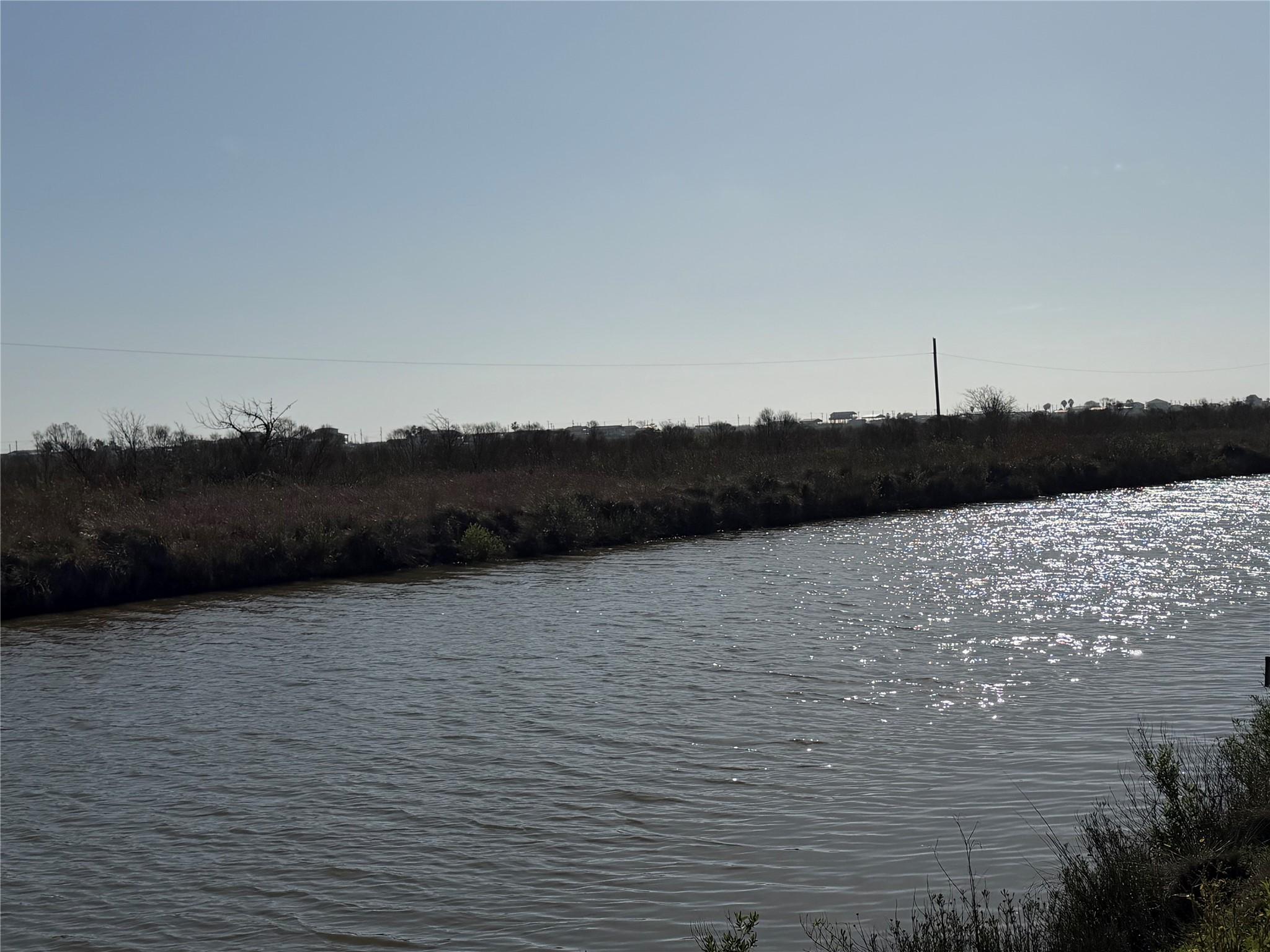 Image 1: This lot is right on the canal.