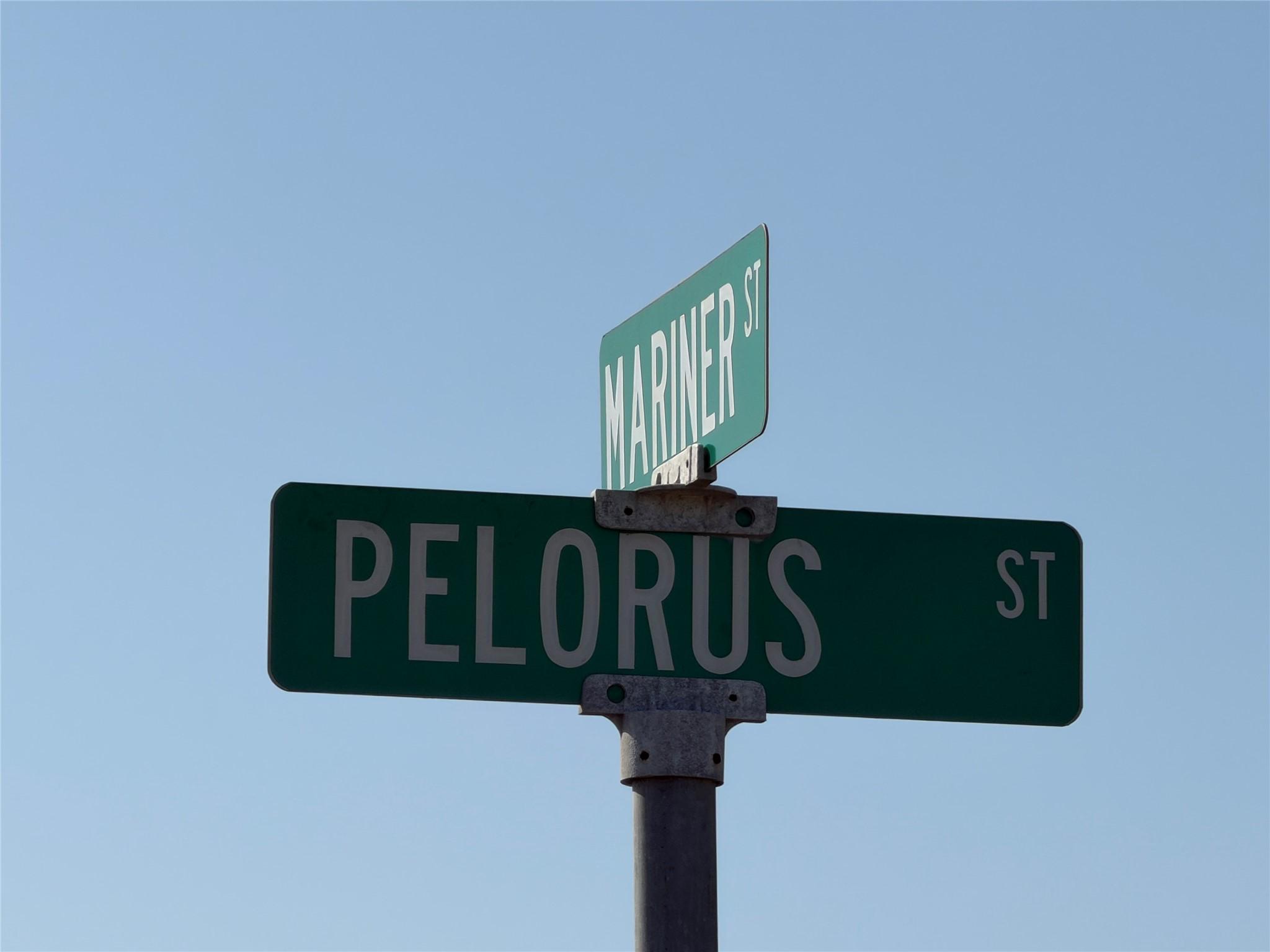 Image 3: The property is left of the corner of Pelous and M