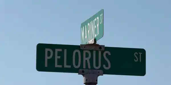 Image 3: The property is left of the corner of Pelous and M