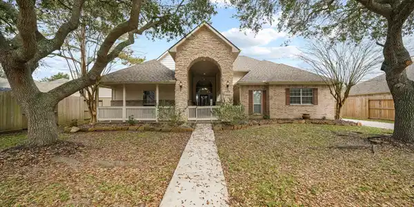 937 Mystic Village Lane