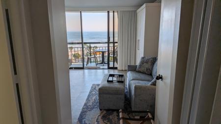 5220 Seawall Boulevard