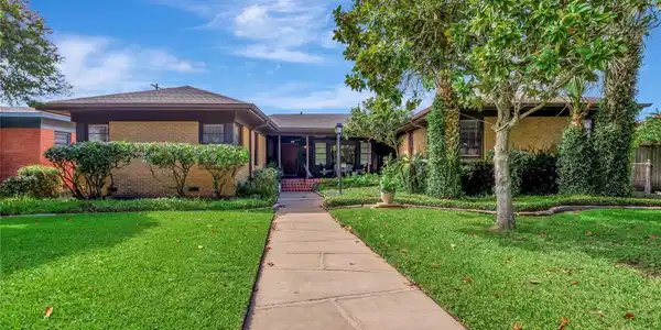 4316 Caduceus Place