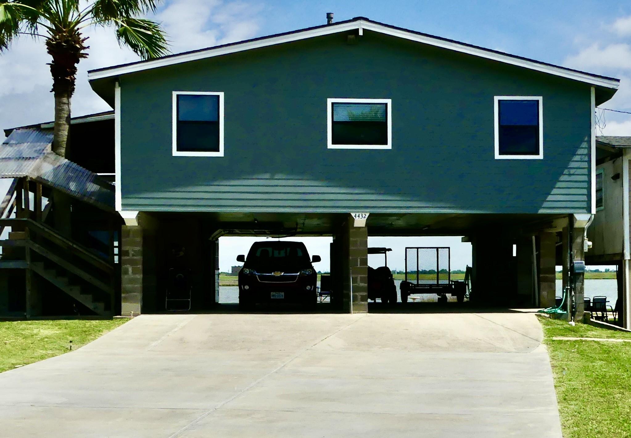 Image 3: Streetside