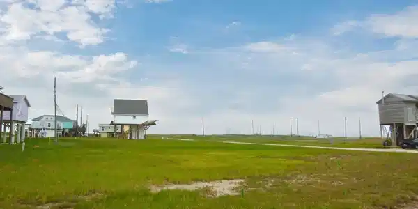 Image 4: Here is the view to the north and with the right h
