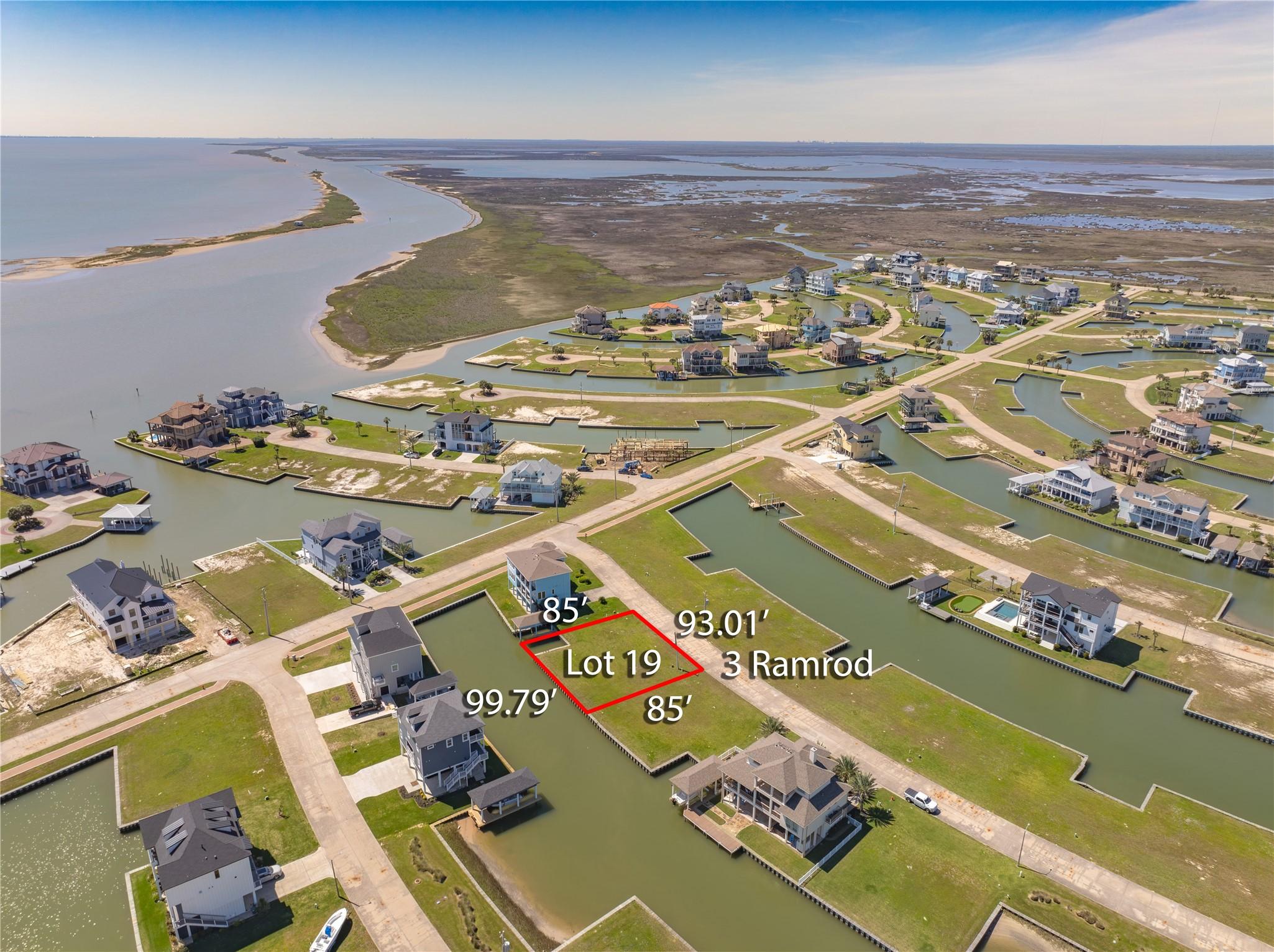 Image 3: Abundant waterfront canals in every direction with