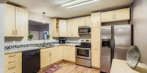 935 6th Street