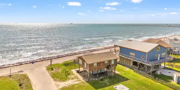 902 Beach Drive