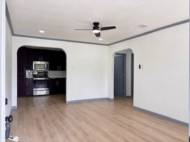 Image 2: Living room