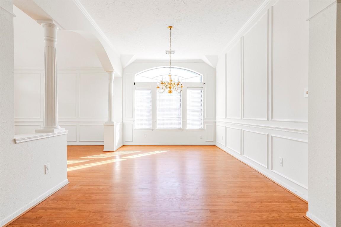 Image 4: formal dining room