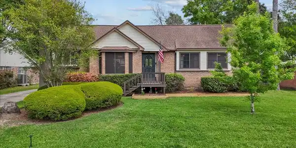 202 Harborcrest  Drive