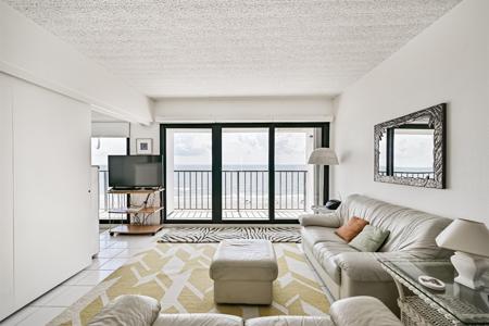7310 Seawall Boulevard