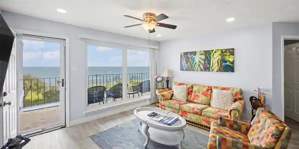7600 Seawall Boulevard