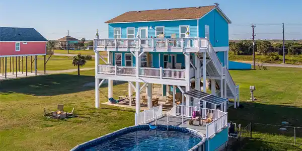 986 Edson Drive