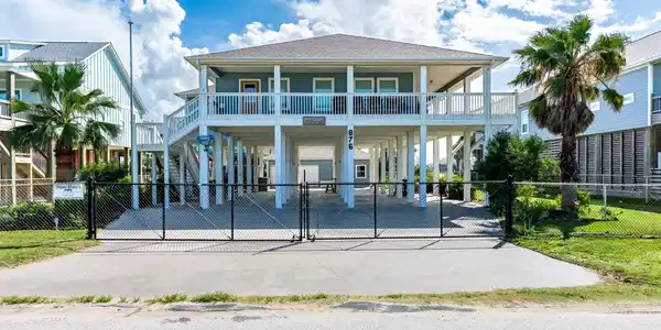 876 Kahla Drive