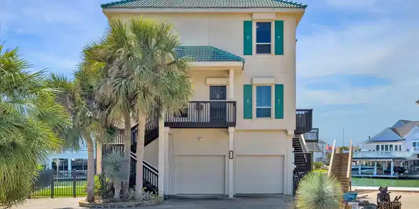 203 KahMeHa Drive