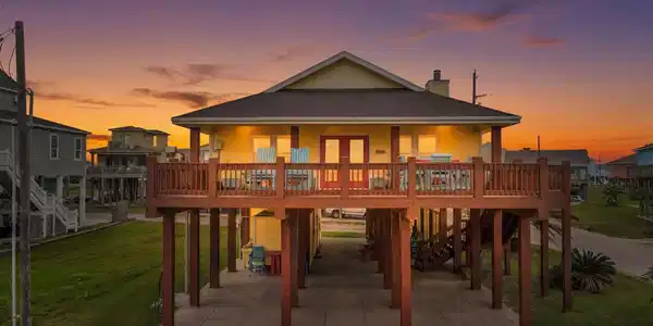 2910 Shady Lane