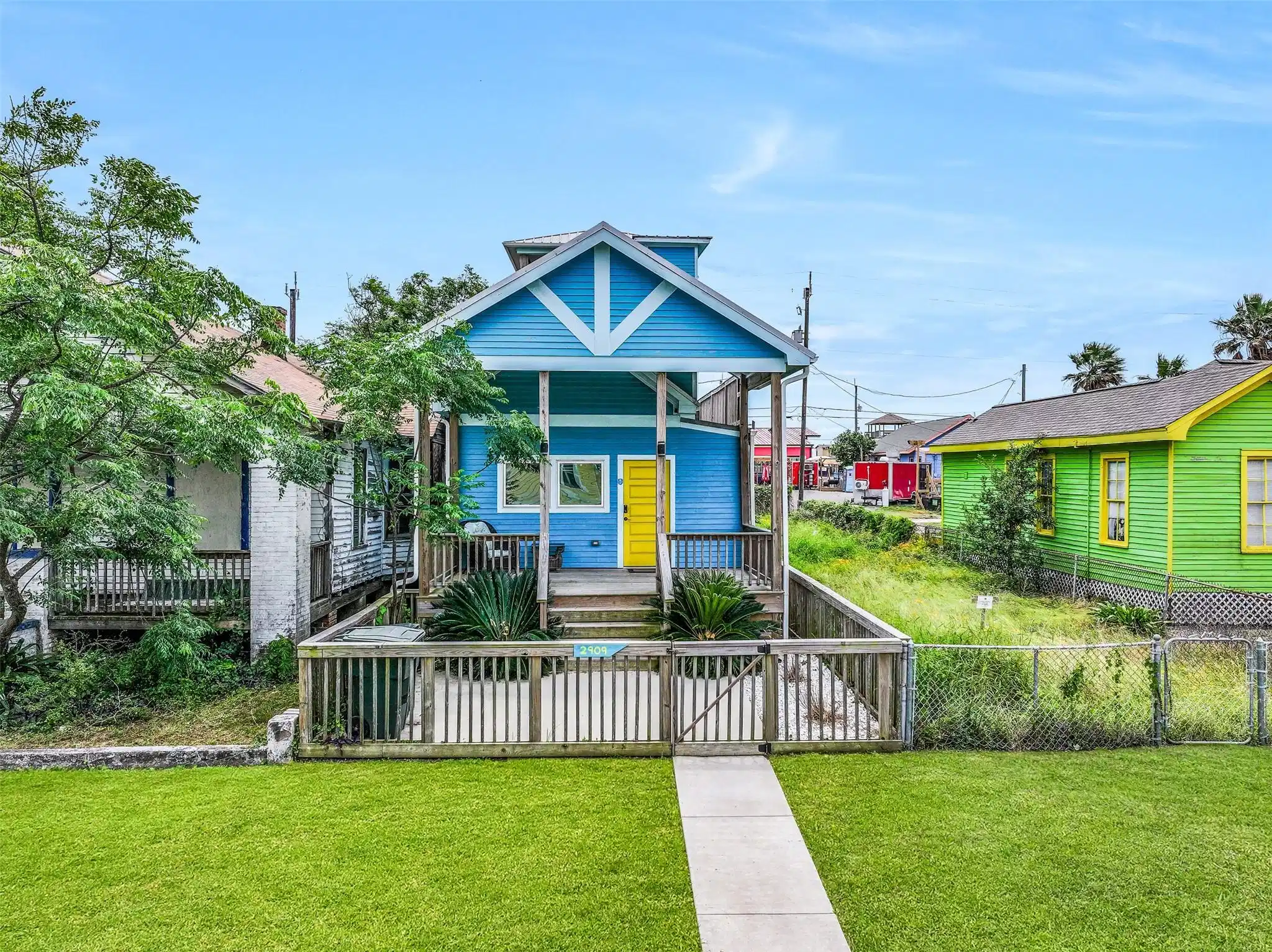Image 1: Welcome to 2909 Avenue R! This duplex, located jus