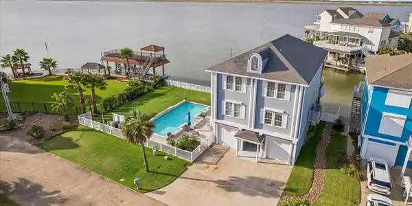 426 Sunset Circle