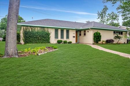 503 Whitecap Drive