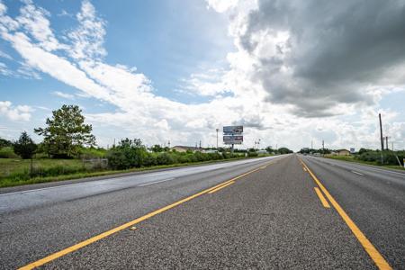 00 Hwy 6