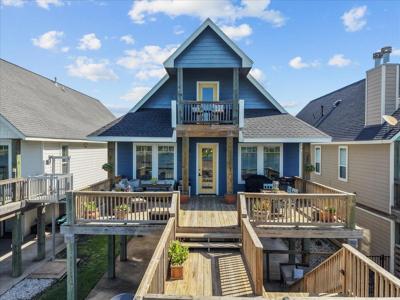 209 S Front Street