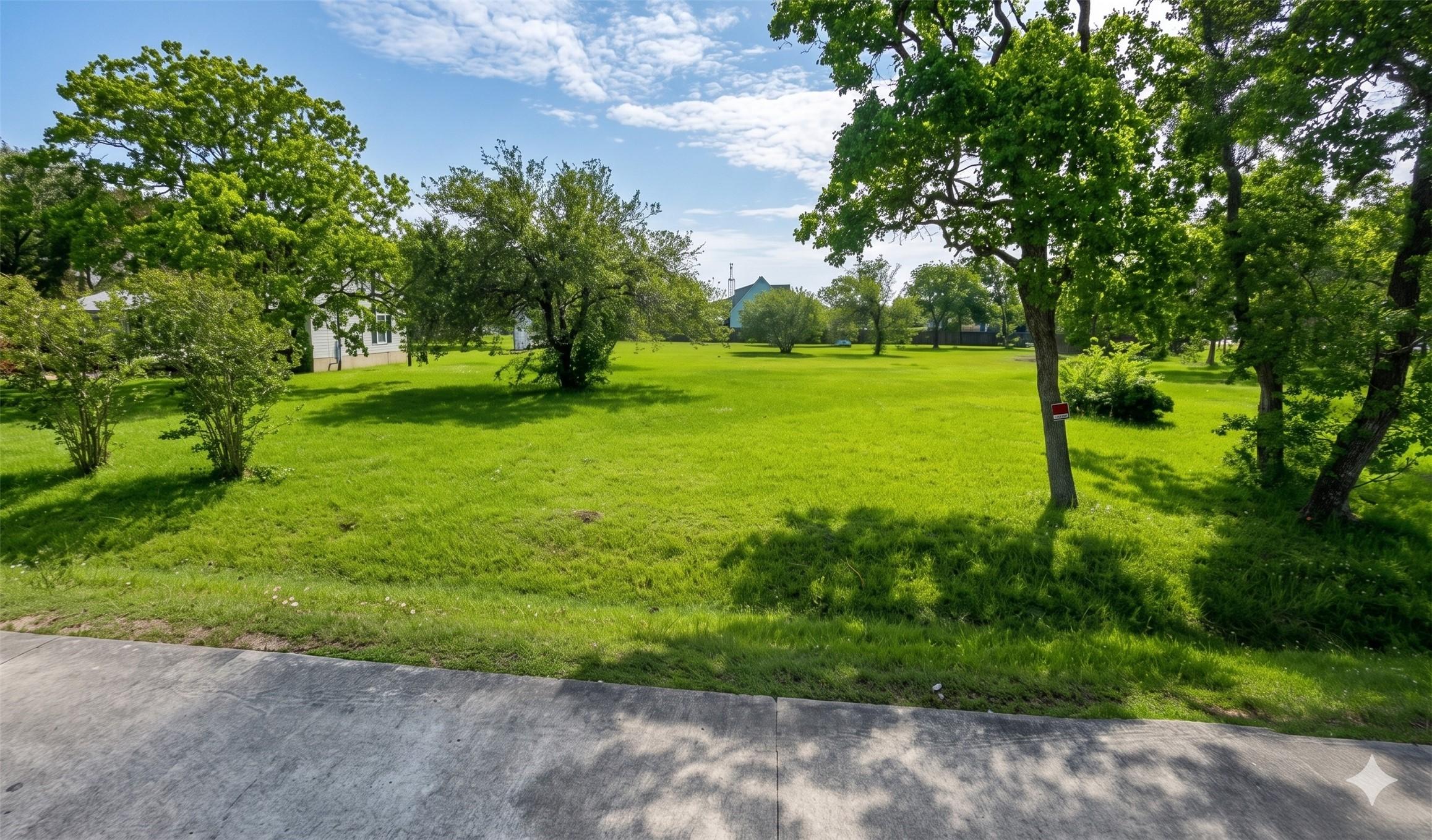 Image 2: Approx. half acre home site ready for new construc
