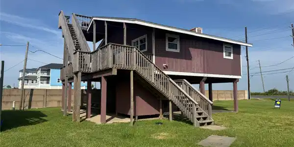 16716 Jamaica Beach Road