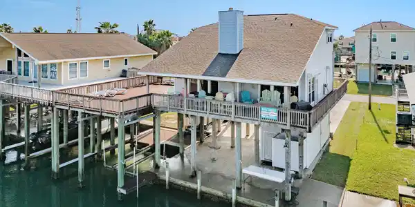 306 Galleon Drive