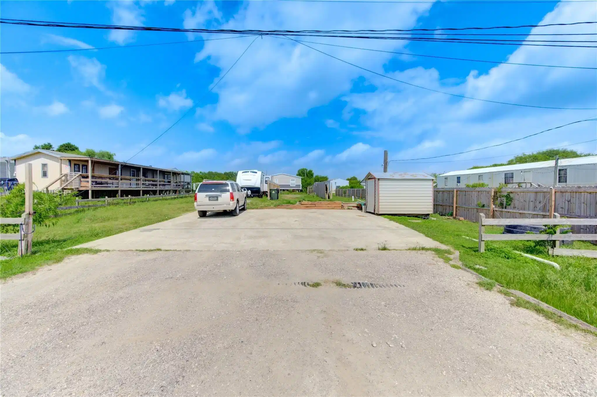 Image 1: 3 available lots. 1 is rented already