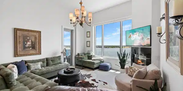 Image 4: Beautifully appointed
