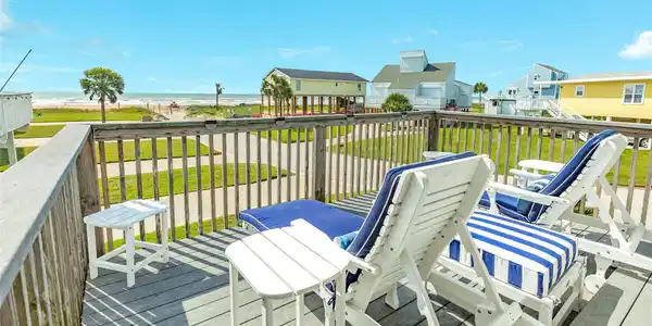16906 Beachcomber Drive