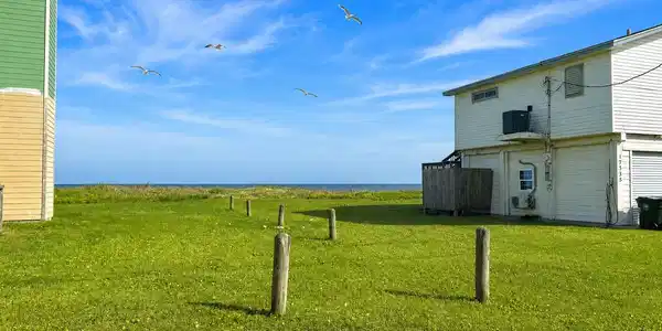 Image 2: beach-view-from-lots