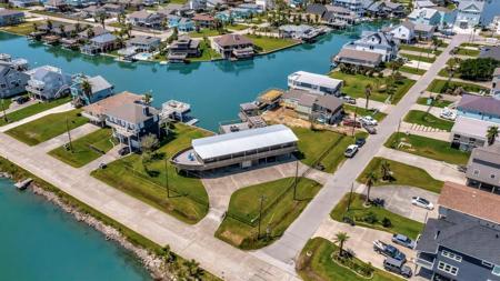 4501 Jolly Roger Road