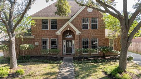 2214 Crimson Cove Court