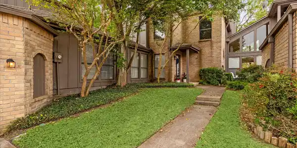 18126 Lakeside Lane