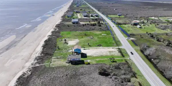 1222 Highway 87 Highway