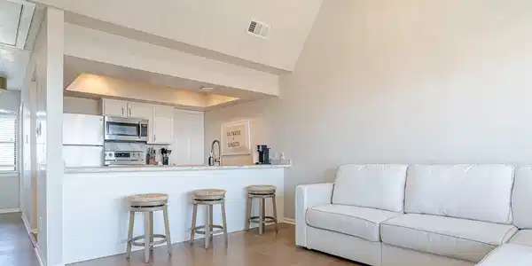 32 Dana Drive