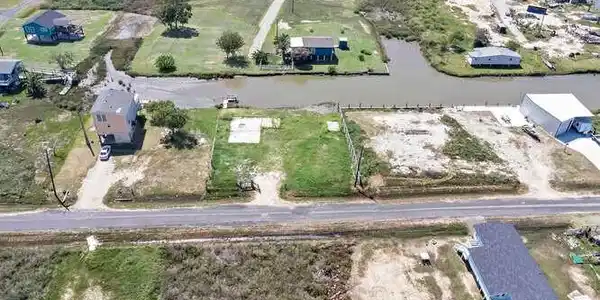 1241 N Loop Road