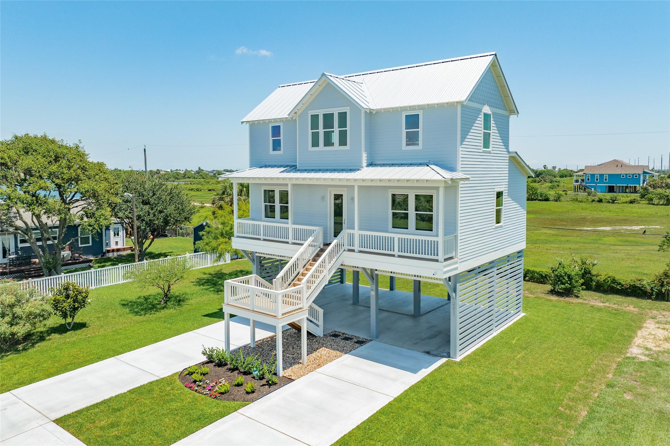 Image 1: Enjoy this stunning new construction home with end