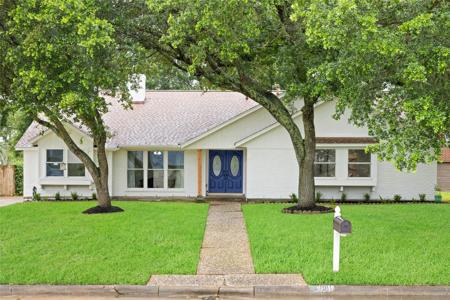 1911 Acacia Street