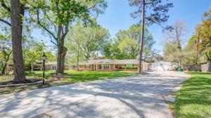 1401 Woodlawn Street