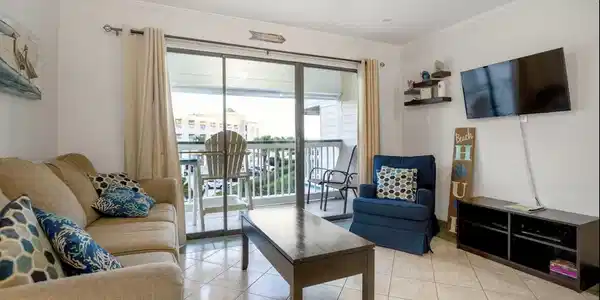 6102 Seawall Boulevard
