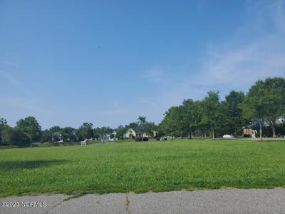 13 Randolph Loop S