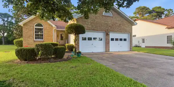 6009 Pelican Drive