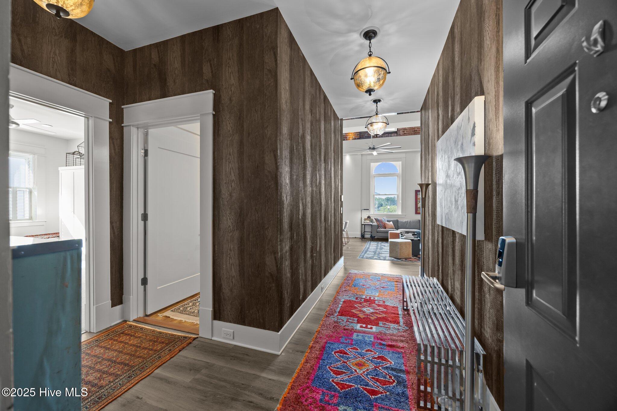 Image 3: 6-web-or-mls-BLS_0003