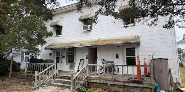 106 N 9th Street